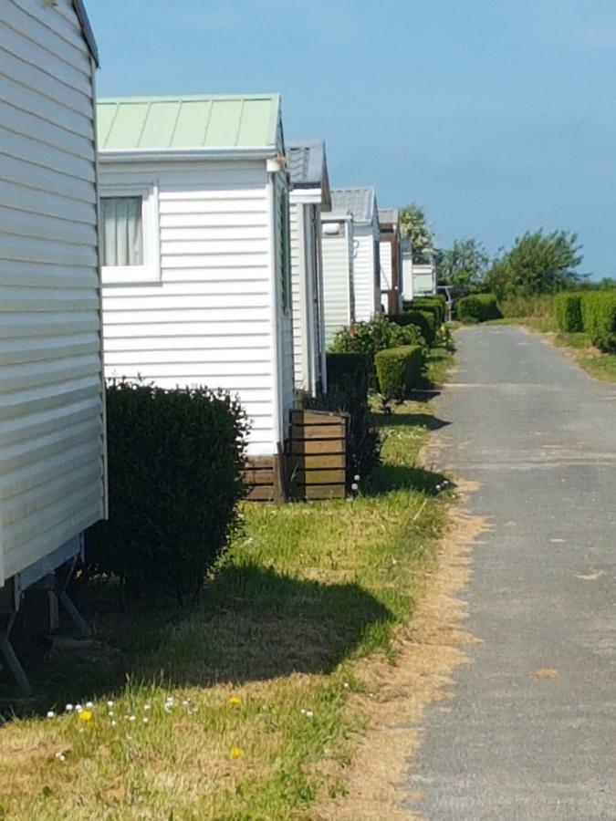 Camping L'Oiseau Blanc Sassetot-le-Mauconduit Exteriör bild